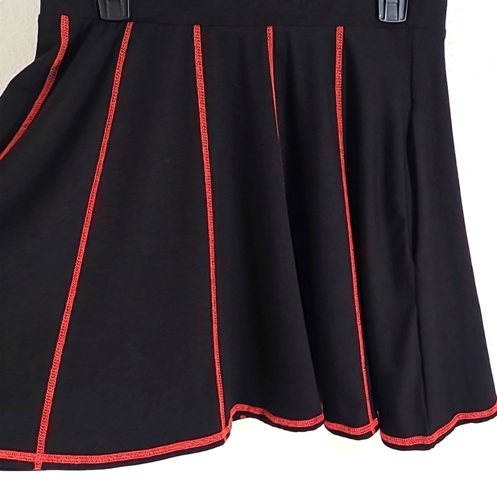 Hot Topic Black & Red Pleated Skater Mini Skirt, Size XL - Picture 3 of 7